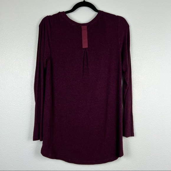 CAbi Long Sleeve Pamper Me Tee Maroon Sz S - Picture 7 of 8